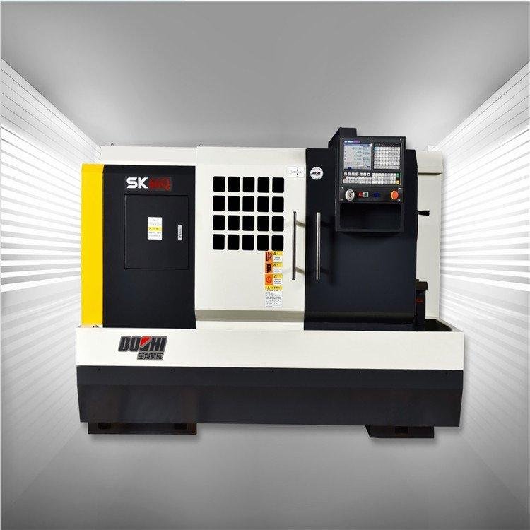 Baoji Machine Tool BG 46 equipped with GSK 988T numerical control system 2