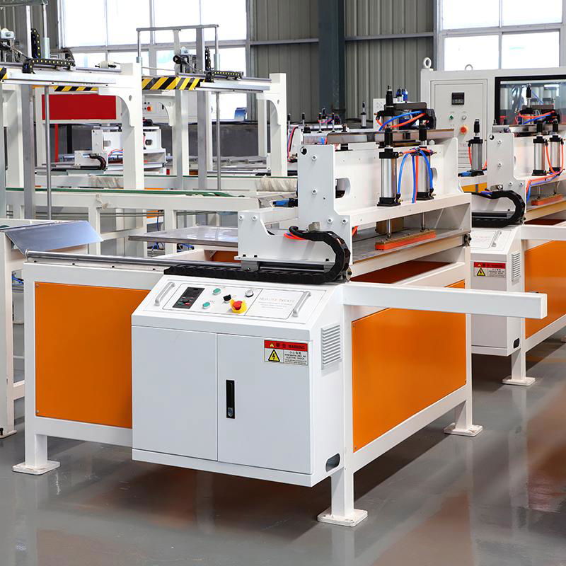 PE Decking/Fencing/Wall Cladding Extruder Production Line 4