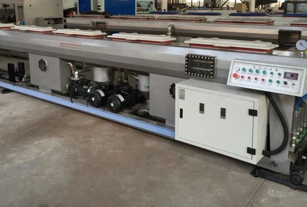 High Output PE/HDPE Gas/Water Supply Pipe Extrusion Machine 3