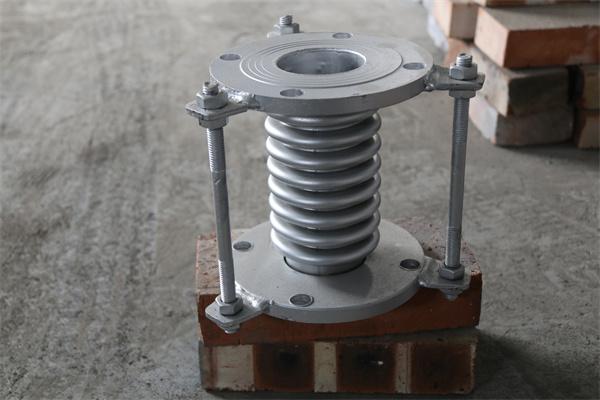 西藏不锈钢波纹管补偿器 2