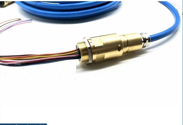  4孔預制線LCYV7DD礦用軟電纜連接器 4