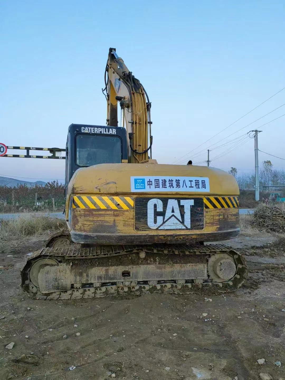 CAT EXCAVATOR 2