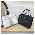 Female large capacity handbag 6