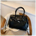 Female classic design single shoulder Kelly bag 16