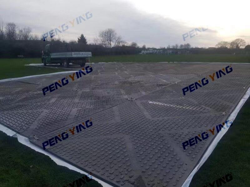 HDPE paving mat skid-resistant wear-resistant a double-resistant temporary board 2