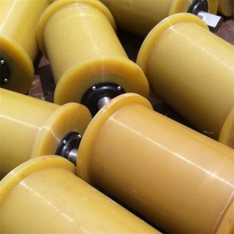 High loading and low noise nylon conveyor roller for mining