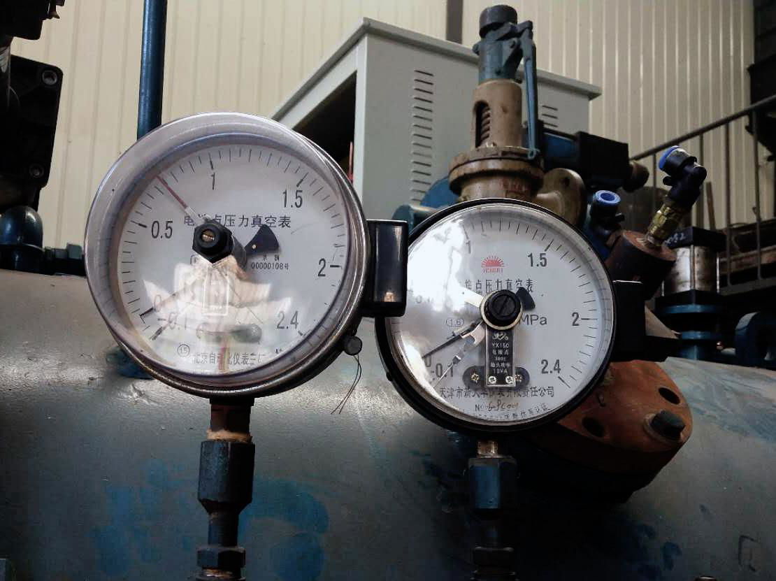 Pressure sintering furnace 2
