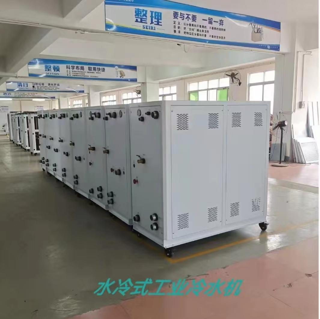 大型冷水機廠家 出口冷水機 4