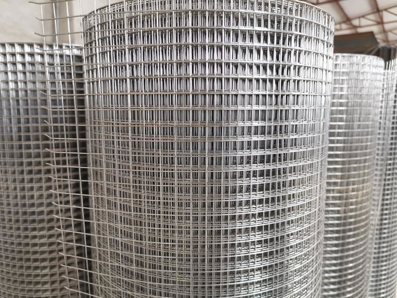 Metal Wire Mesh Fence 2