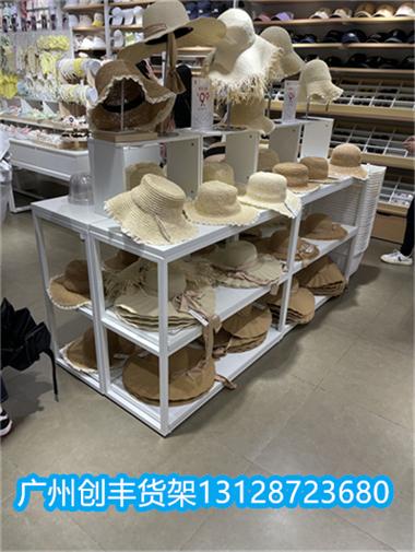 開家精品飾品店如何選購精品店貨架 4