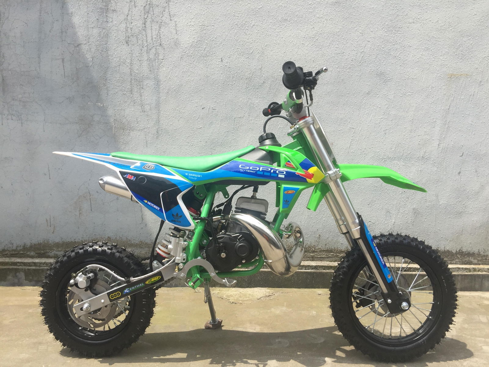 KXD707A-1 new design mini dirt bike 49CC 2 stroke kick start 2