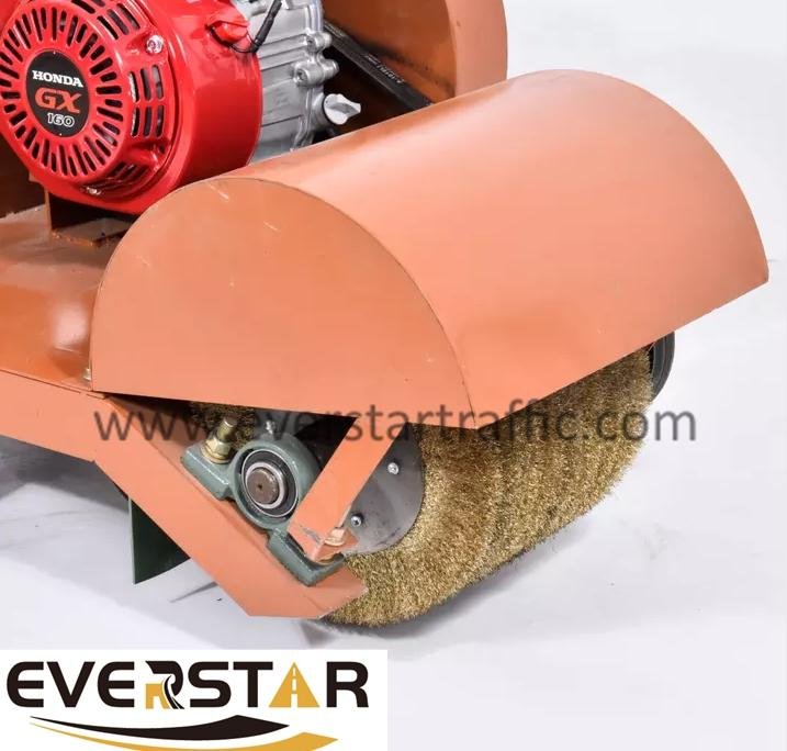 ES-5 ROAD CLEANING AND AIR BLOWER MACHINE 2