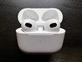 Apple AirPods 3rd Generation With Wireless Charging Case in ear Earphones 4
