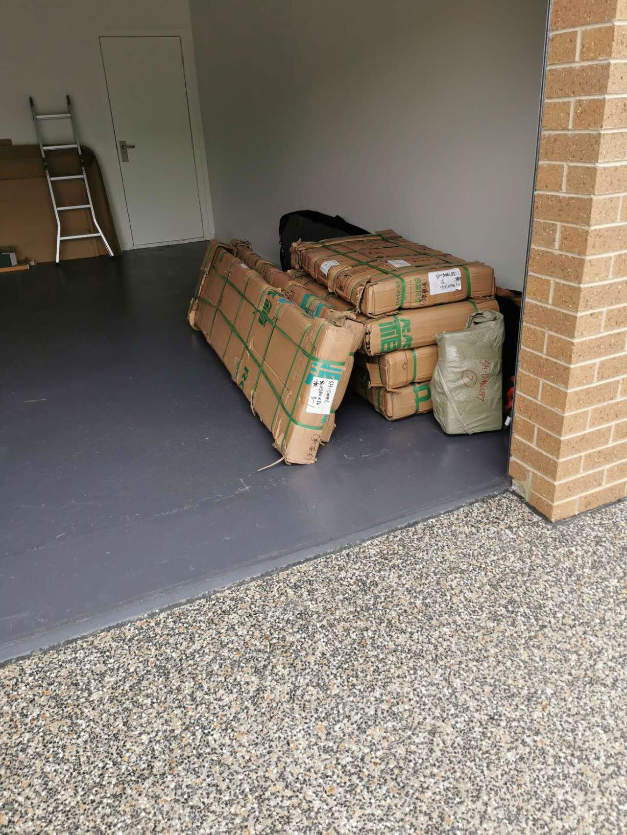 实木沙发家具怎样包装运输到澳洲组装家具门到门 3