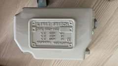 YASKAWA  Travel switch PSKU-110C