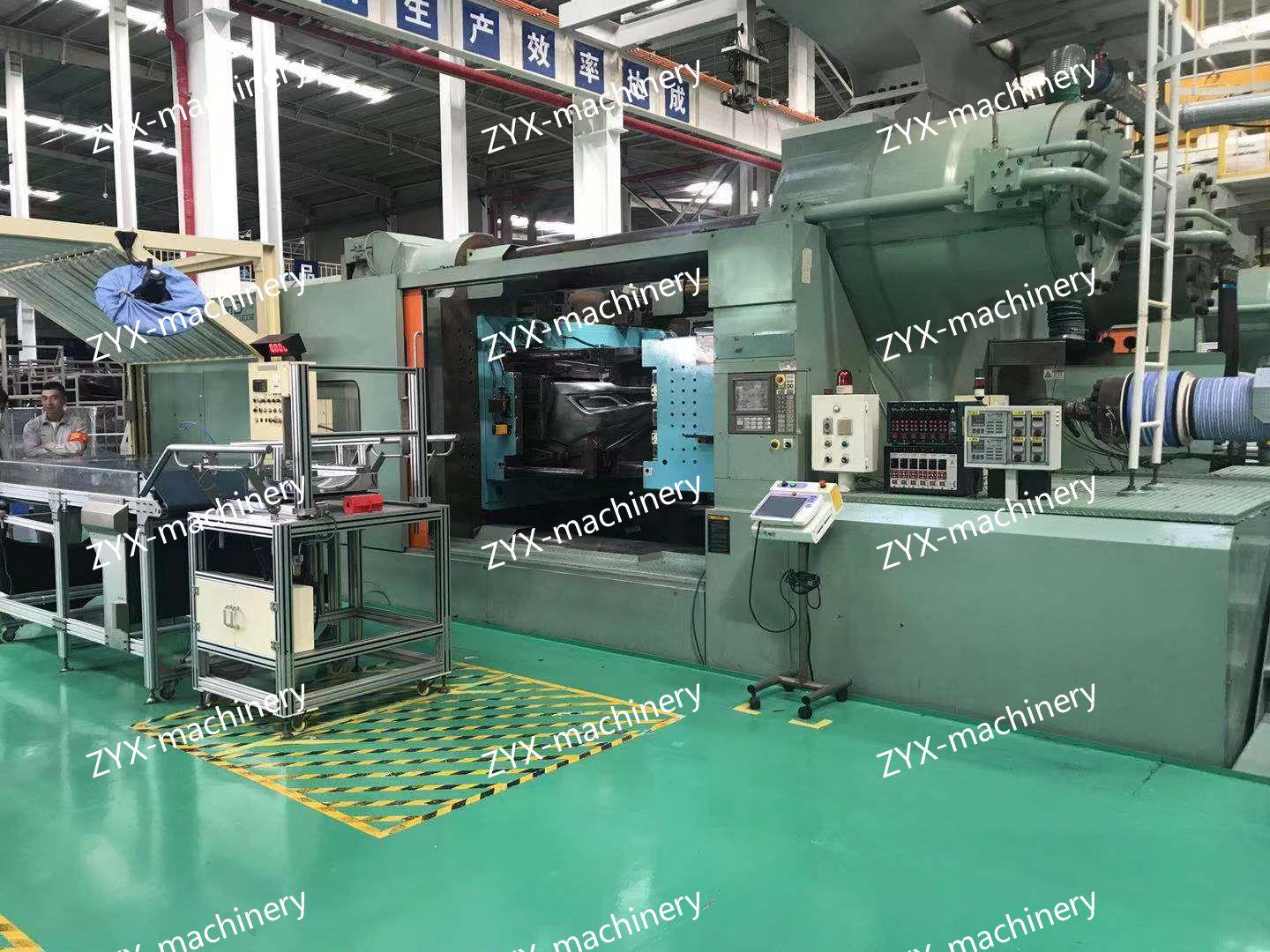 Toshiba 3000T Used  injection molding machine plastic molding machine