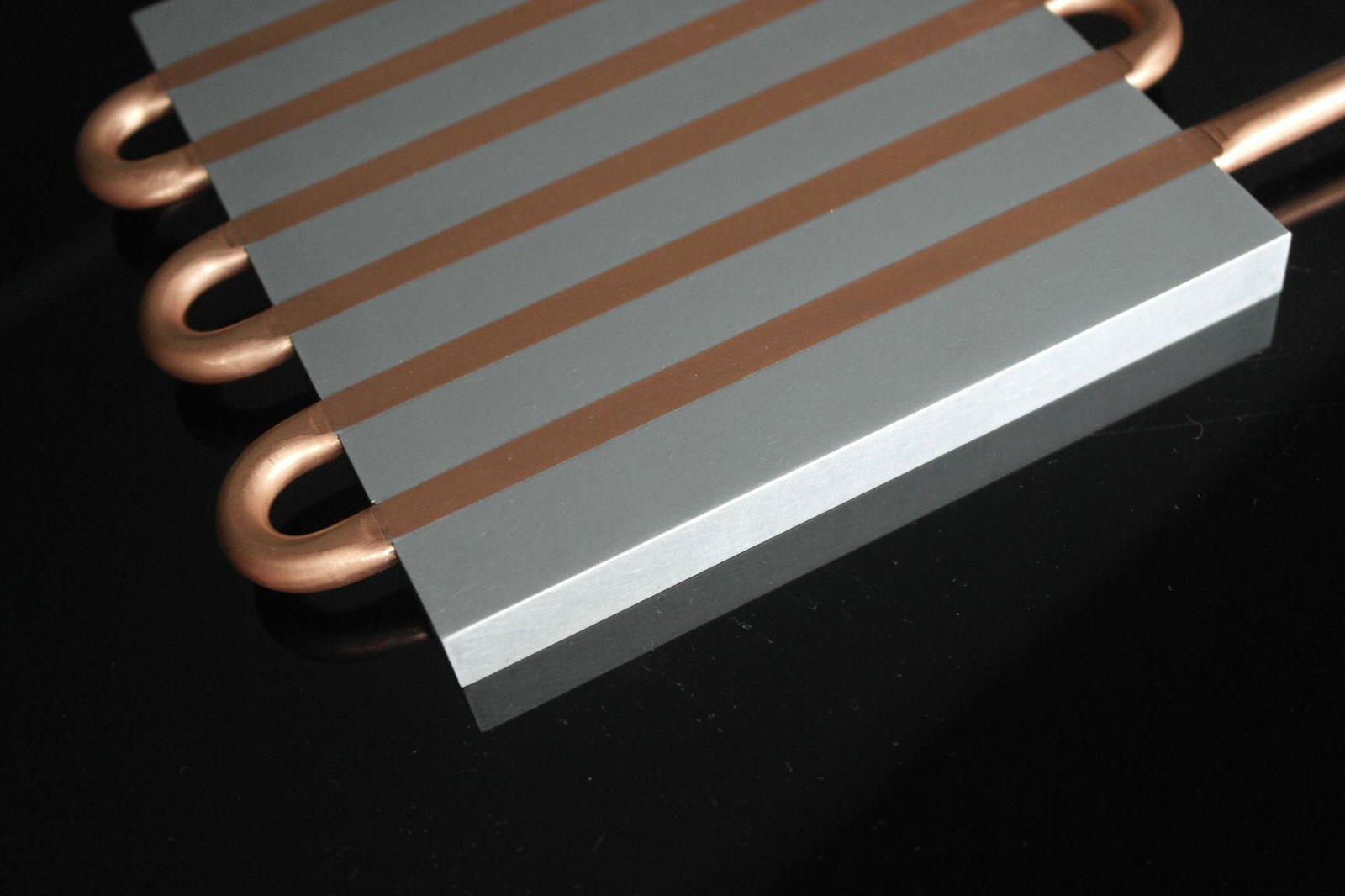 东吉散热水冷板 现货标准品 专业厂家 铜铝结合液冷板 新能源汽车 3