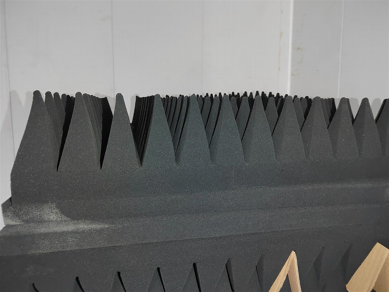5米法平头材料，尖劈吸波材料，角锥吸波材料