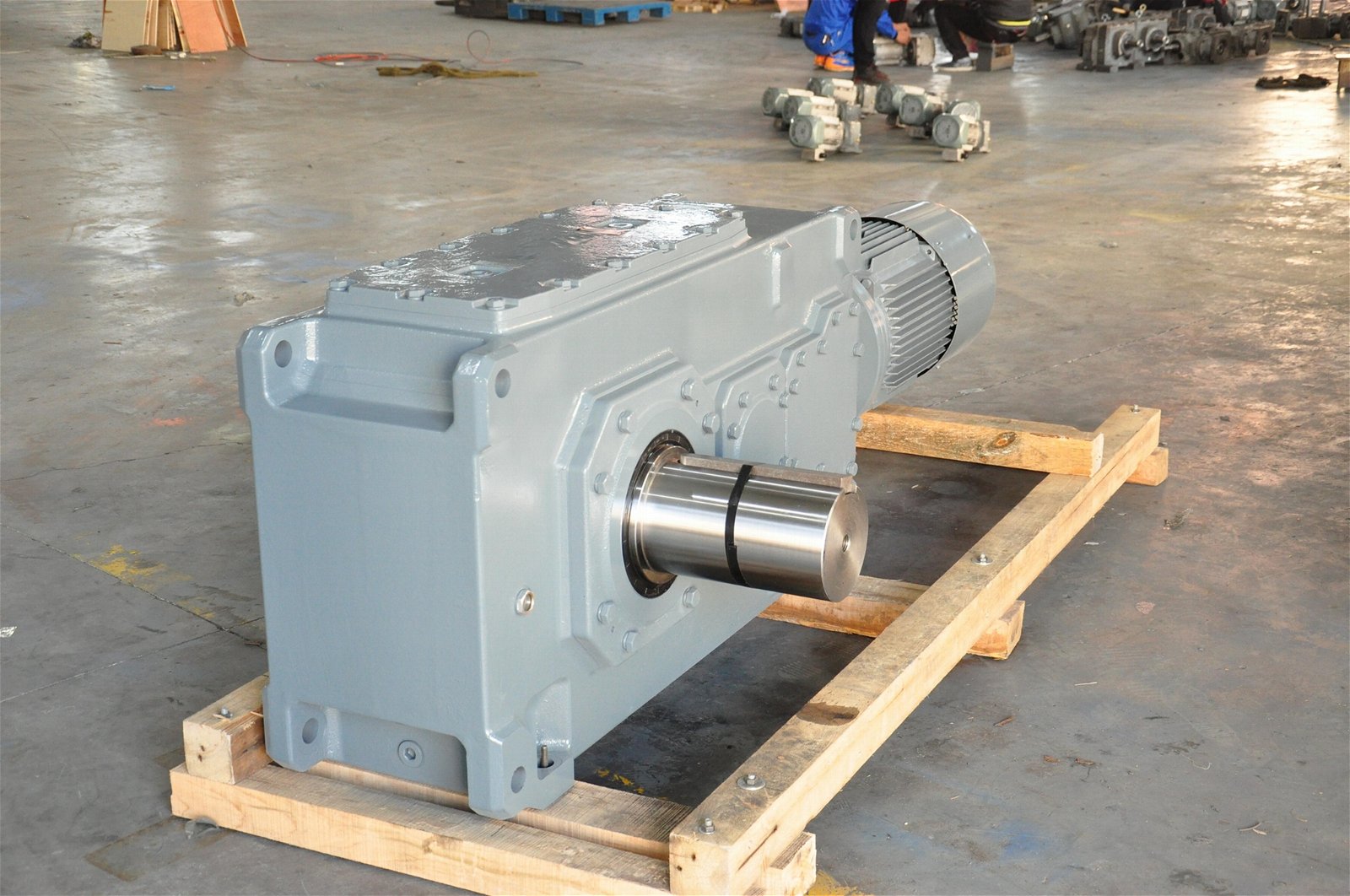 TGS B-series direct quadrature shaft high-power gearbox 3