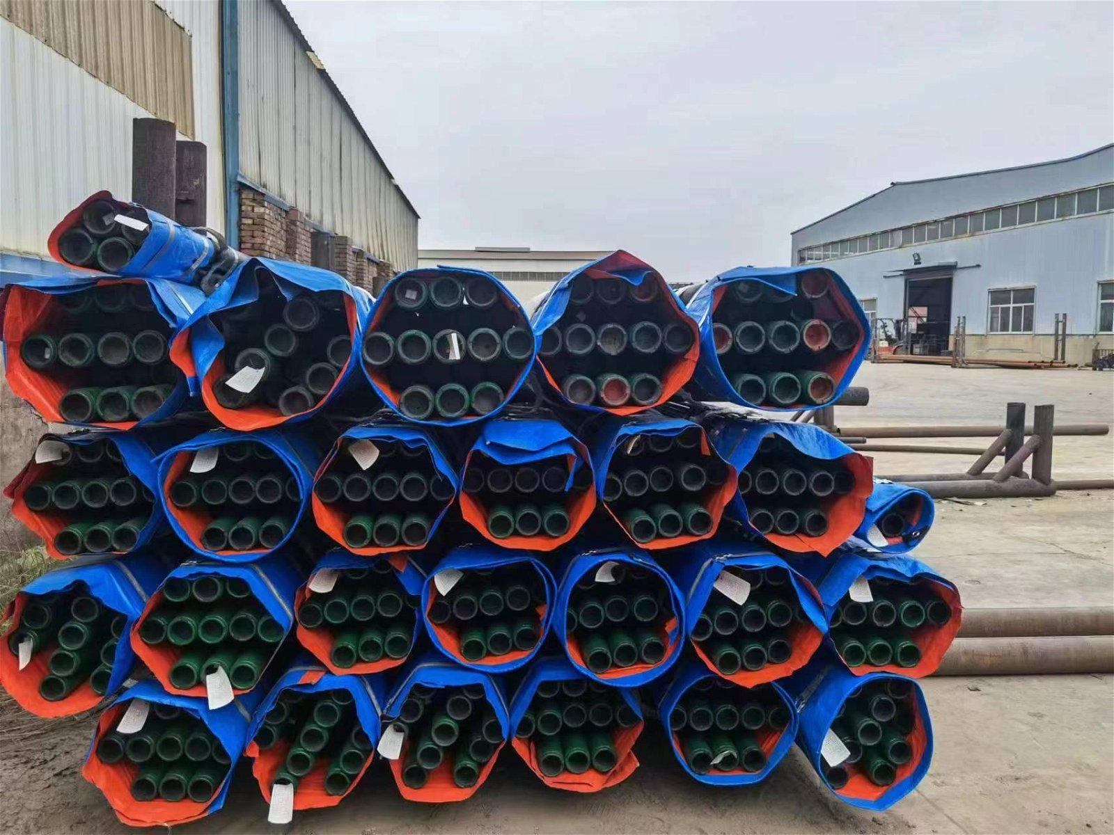 Oil Tubing Pipe and Casing Pipe API Spec 5CT For Water Well  4