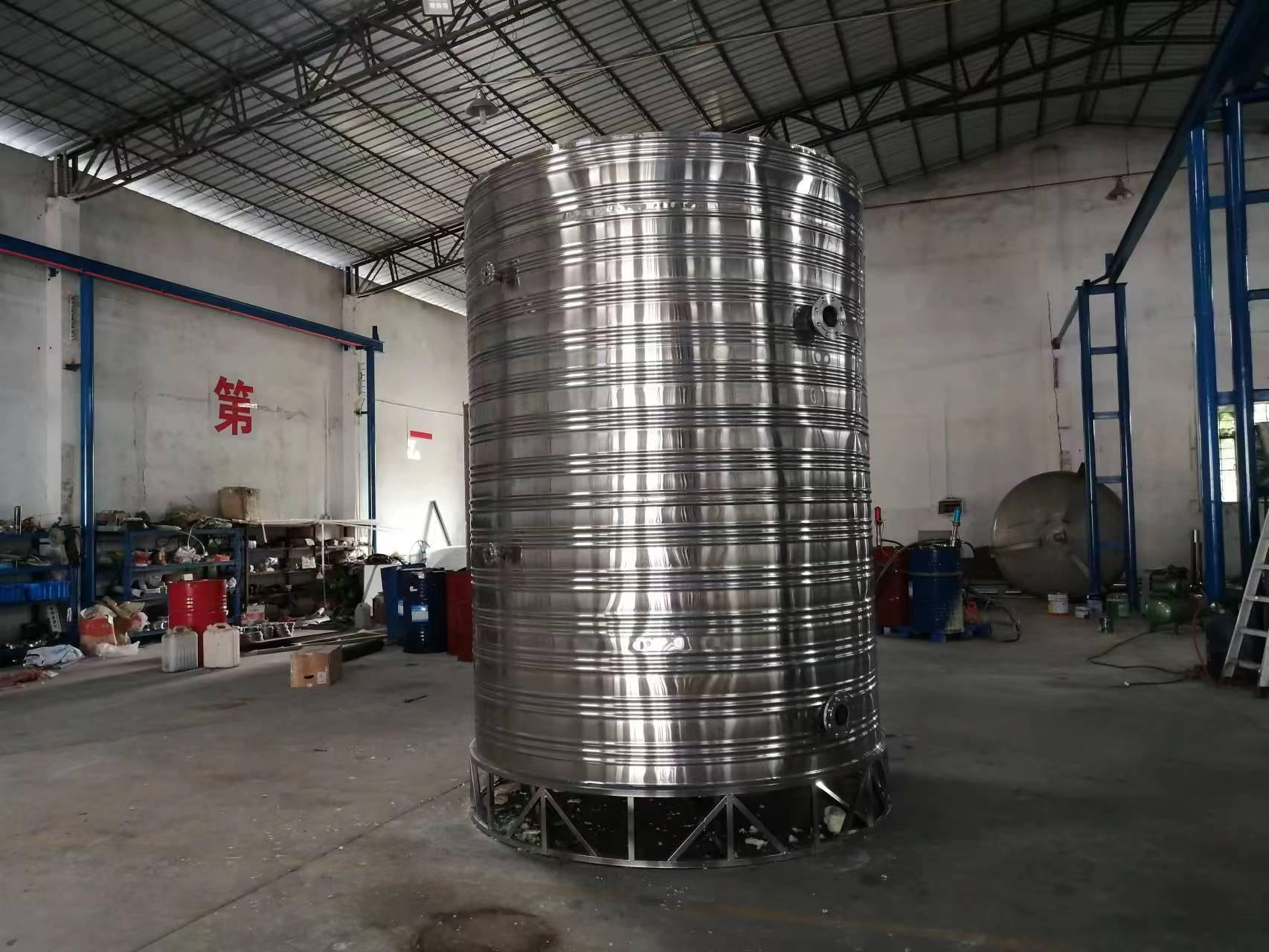 专业定制立式液体保温储存罐食品单层储罐化工不锈钢储油罐 2