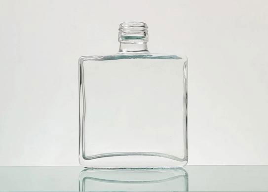 150ml Unique Shape Extra White Flint Glass Vodka Bottle