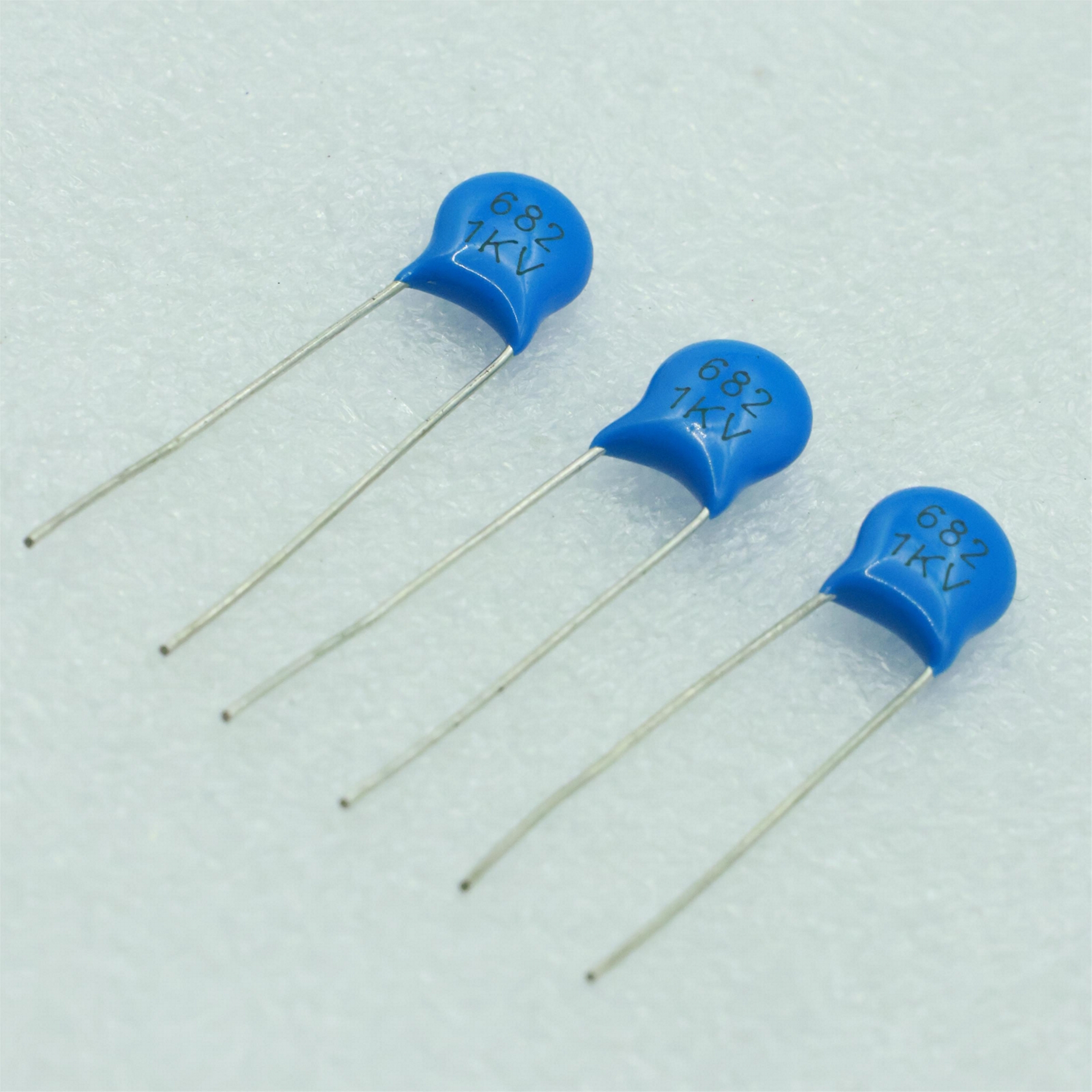 提供大量高壓電容 4