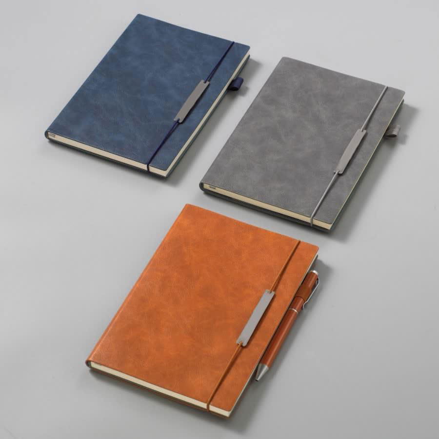 Nameplate notebook with a penloop and a elastic band 3