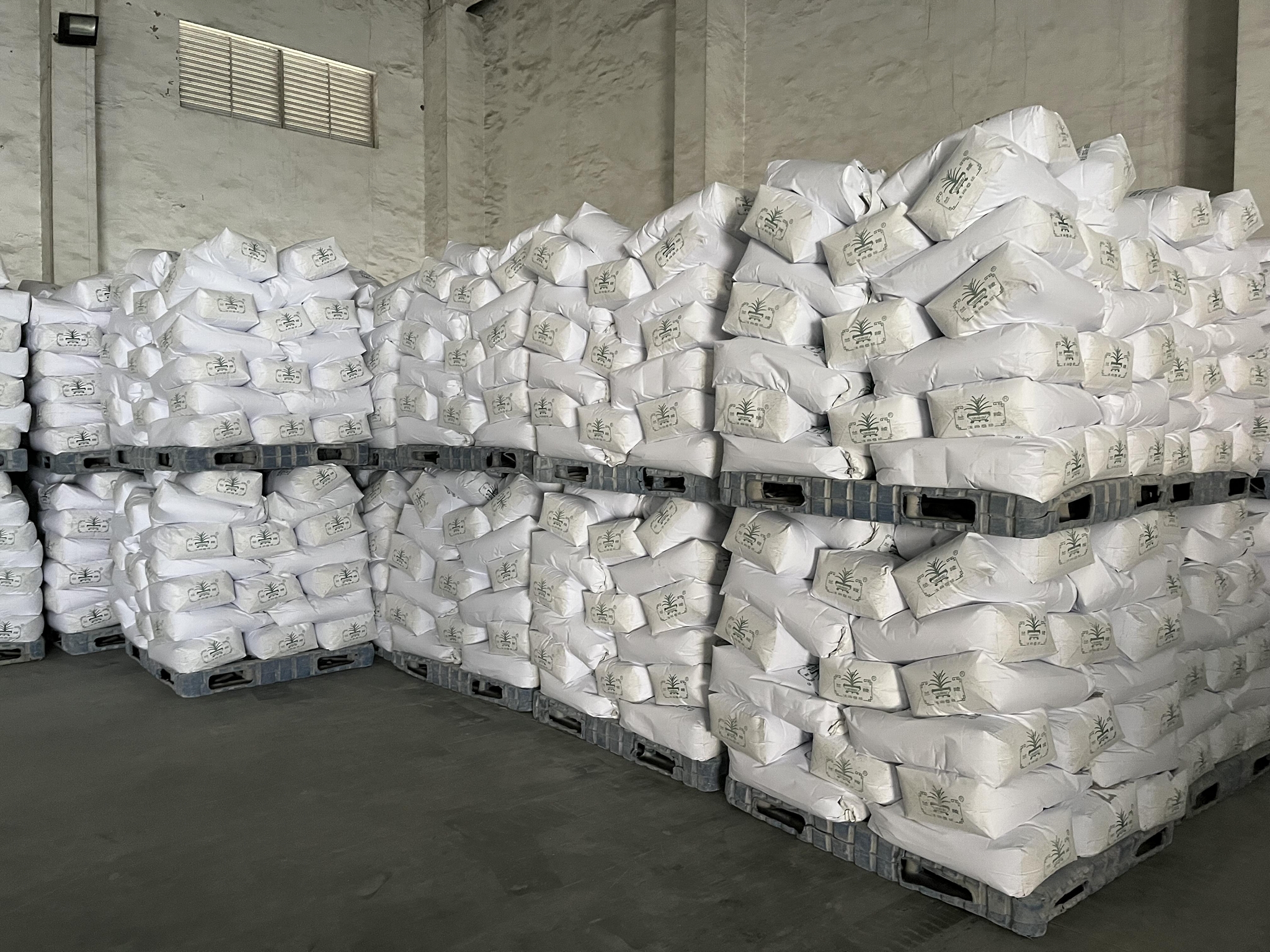 蘭陵油漆 冬用厚膜型環氧重防腐塗料 4
