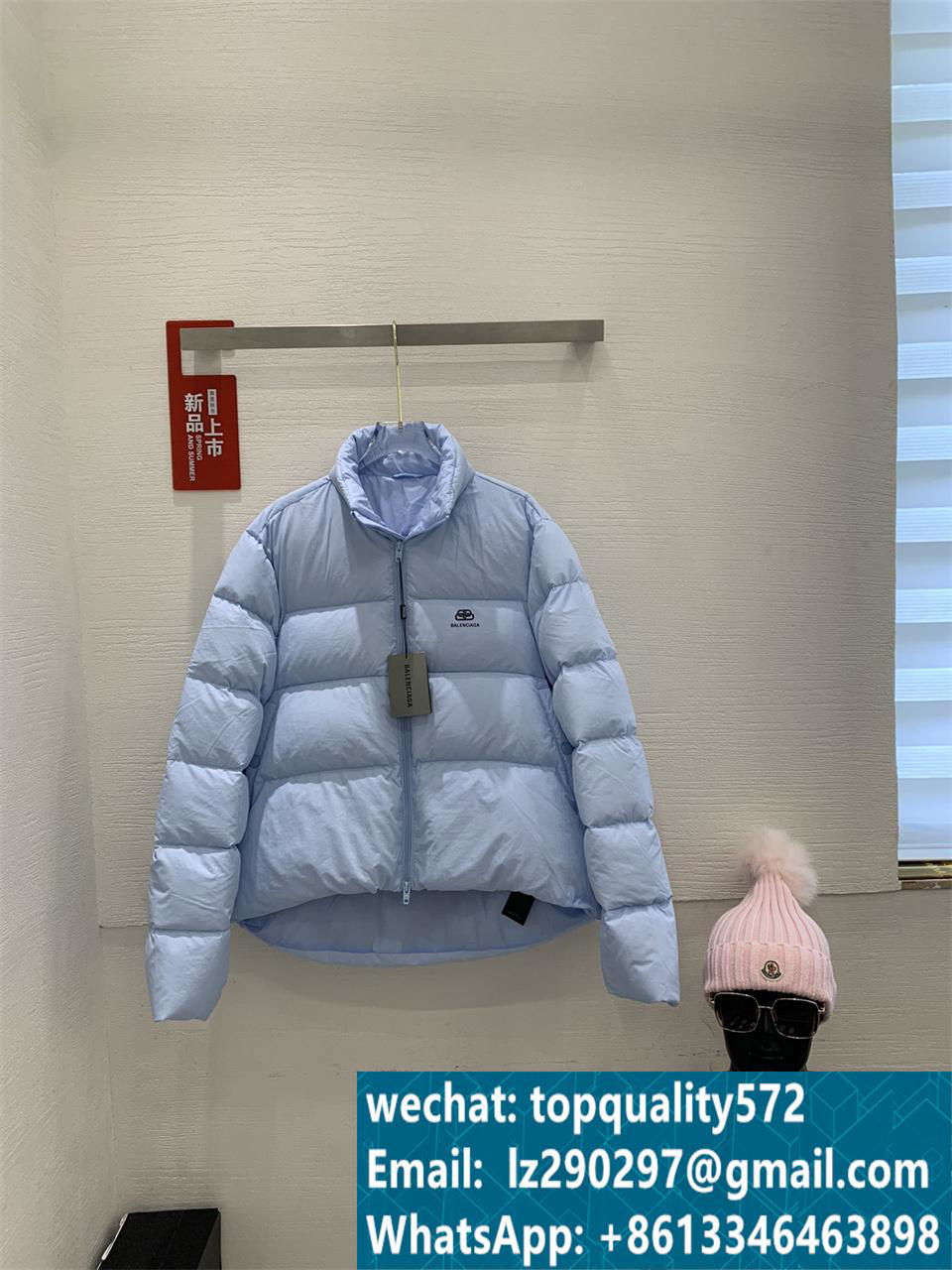 Balenciga lock cape down jacket 2