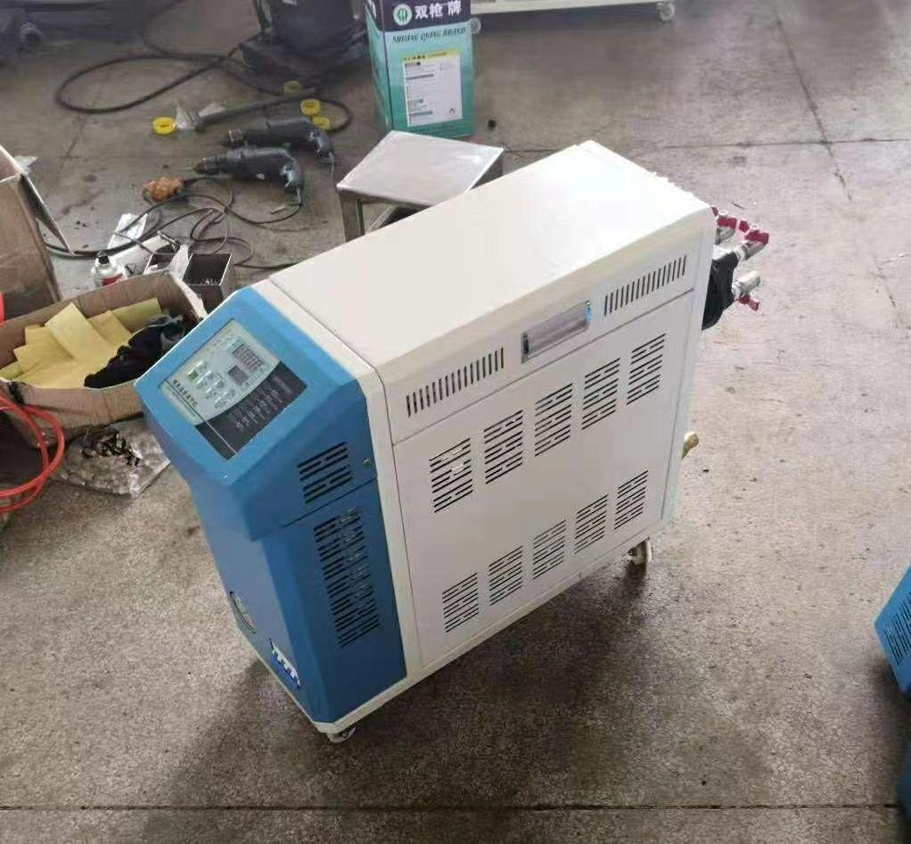 The manufacturer directly sells mold temperature control machines and sincerely  5