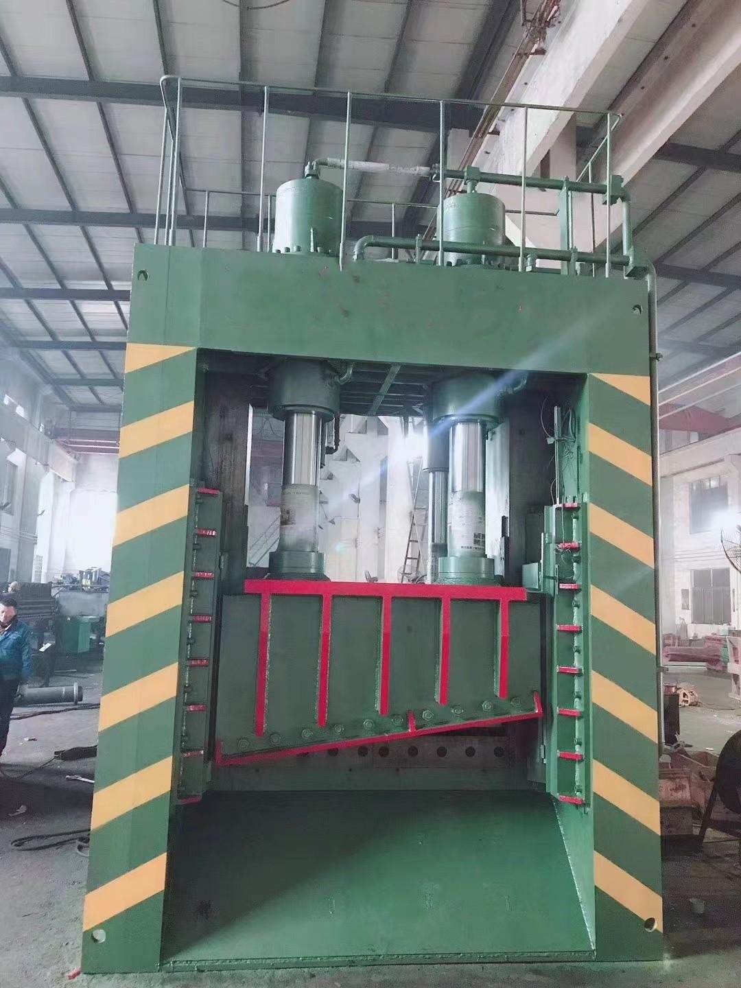 15 ton per hour of steel scrap shear machine