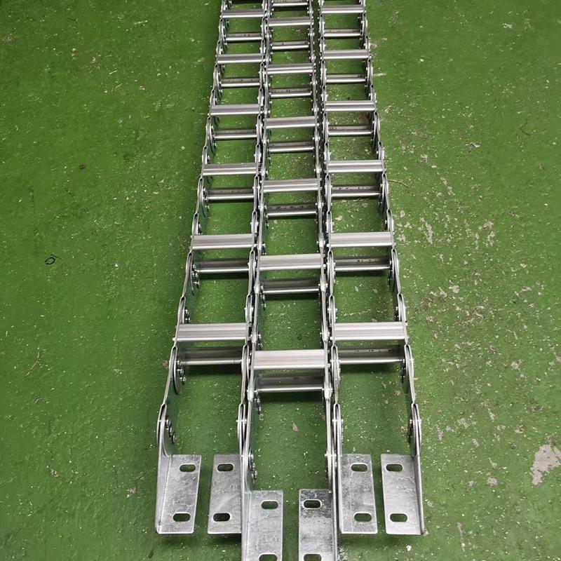 Steel towing chain