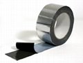 Self-adhesive bitumen flashing tape