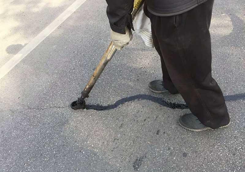 Road asphalt sealant (China Manufacturer) Adhesives & Sealants