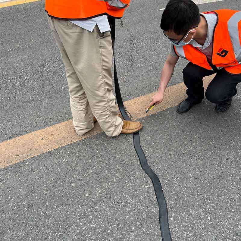 road asphalt adhesive tape 3