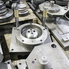 Injection molding processing of auto parts