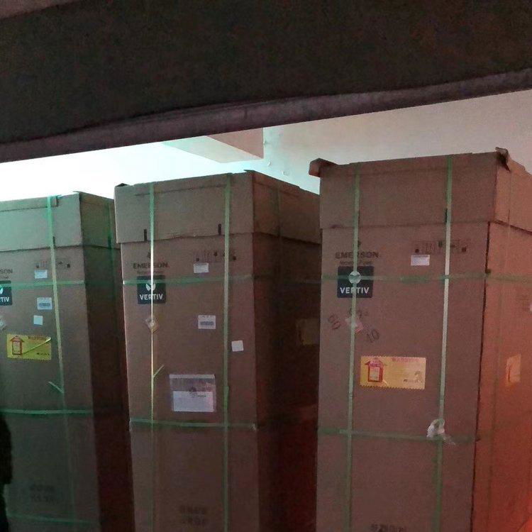 维谛艾默生机房空调DME系列17KW 恒温恒湿 机房设备  3