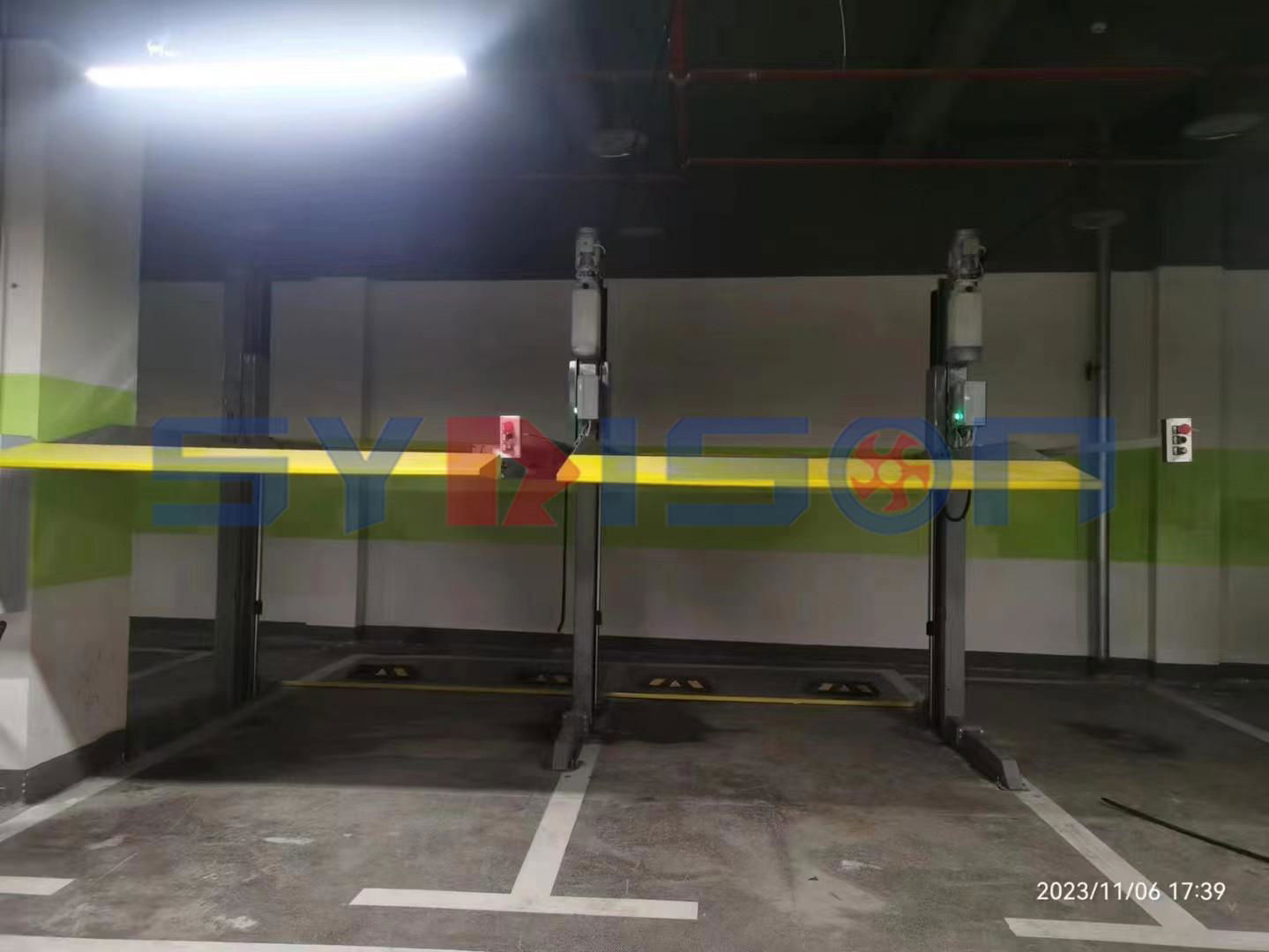 2.3ton Two post parking lift 2