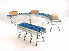 Gravity flexible conveyor