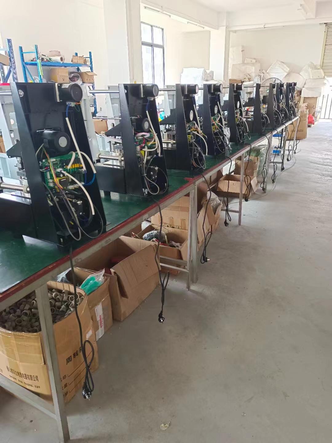 Cup sealing machine 4