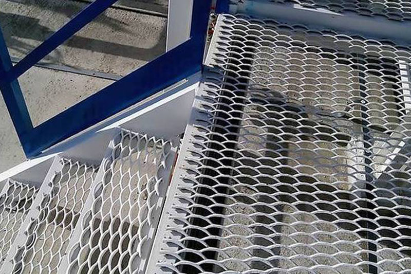Best Quality Galvanized Heavy Duty Expanded Metal Mesh For Walkways 2