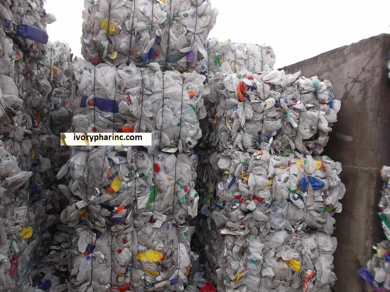 High Density Polyethylene HDPE Milk Bottle Scrap Sale, Plastic PE scrap Supplier 2