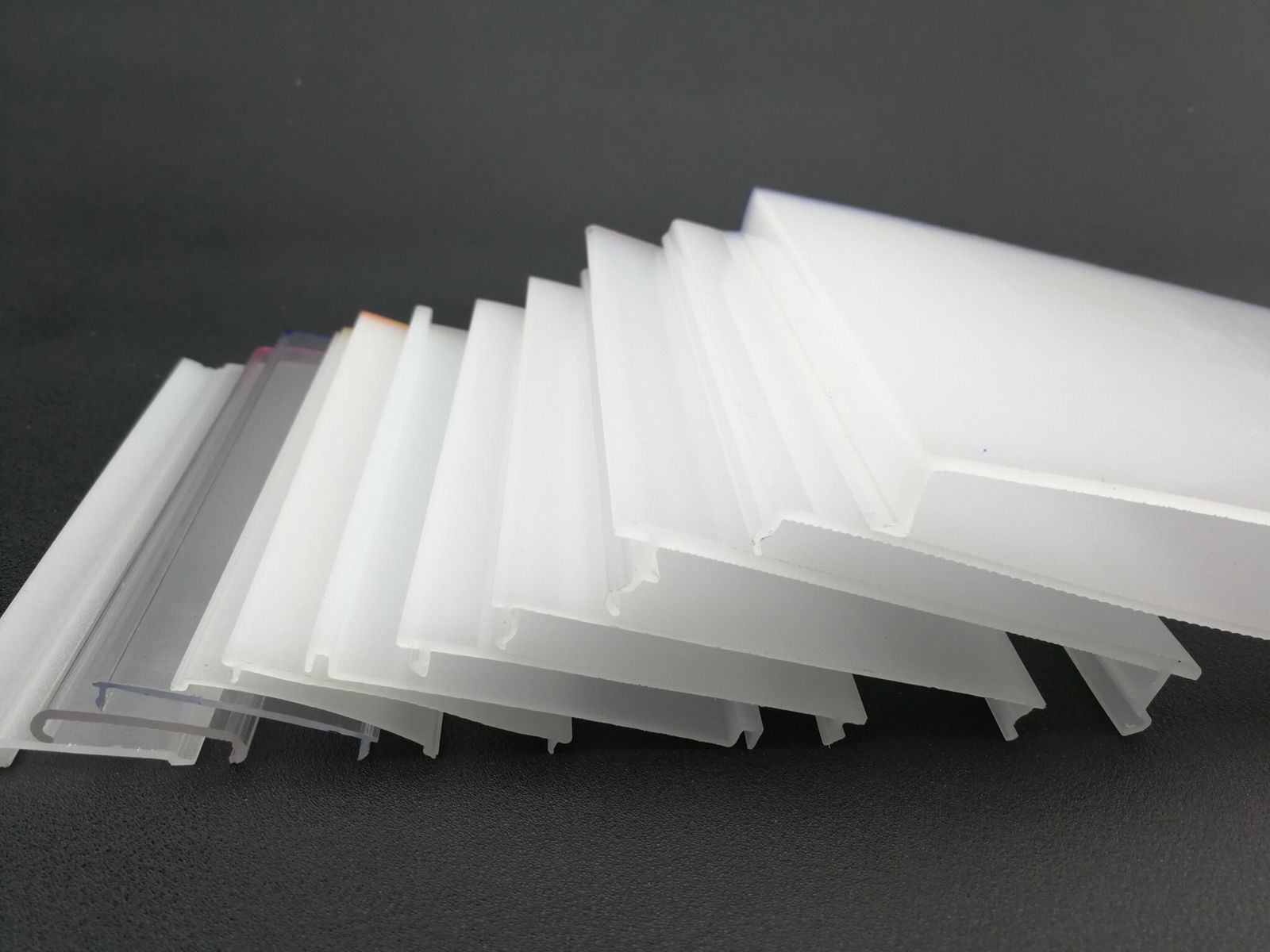 Bming Linear Extrusion Led Diffuser Cover 2