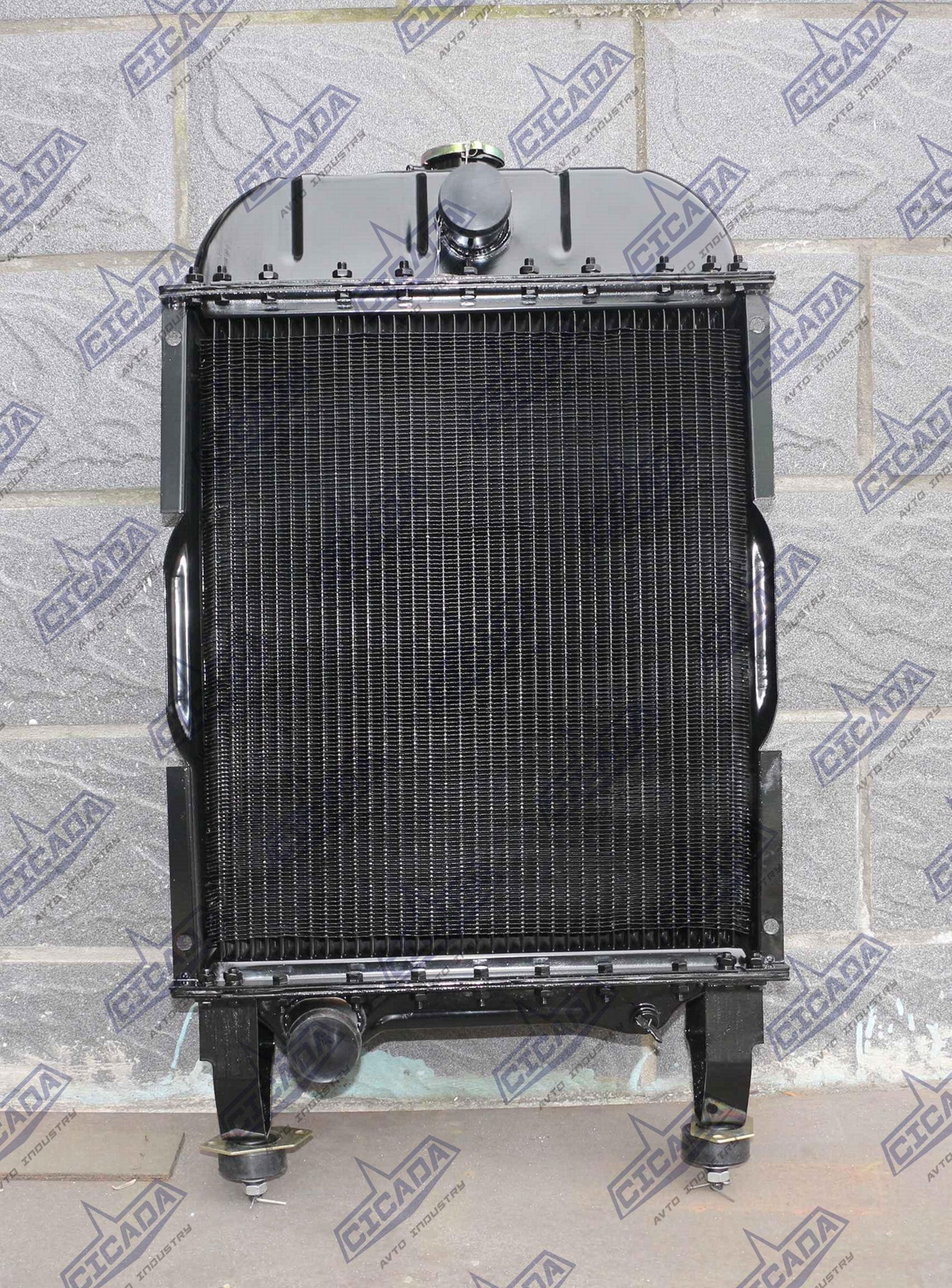 Truck Cooling Radiator 3307-1301010 Р53-1301010 3741-1301010 31608-1301010 5