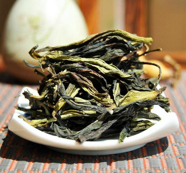 New Year Tea Phoenix Single Bush Chaozhou Alpine Single Fir Tea Single from Oolo 2