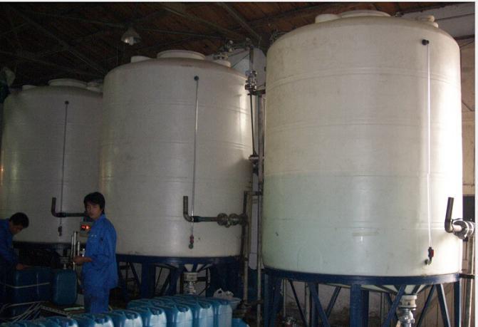 滚塑 牛筋蓄水桶 储水桶耐酸碱化工桶 50吨PE立式水塔 水罐 2