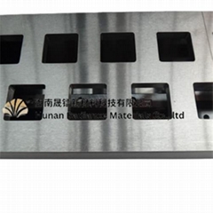 Radiation shielding tungsten alloy multi-leaf grating blades