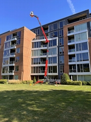 What is a spider lift platform?