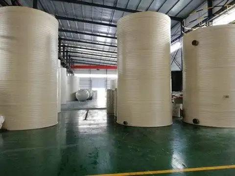 供应45吨缠绕塑料罐化工防腐贮罐 平底圆柱形储存罐 非标定制 2
